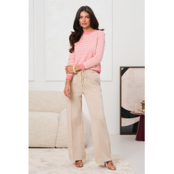 Spodnie z prostą nogawką i przeszyciami