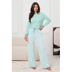 Spodnie z prostą nogawką i przeszyciami