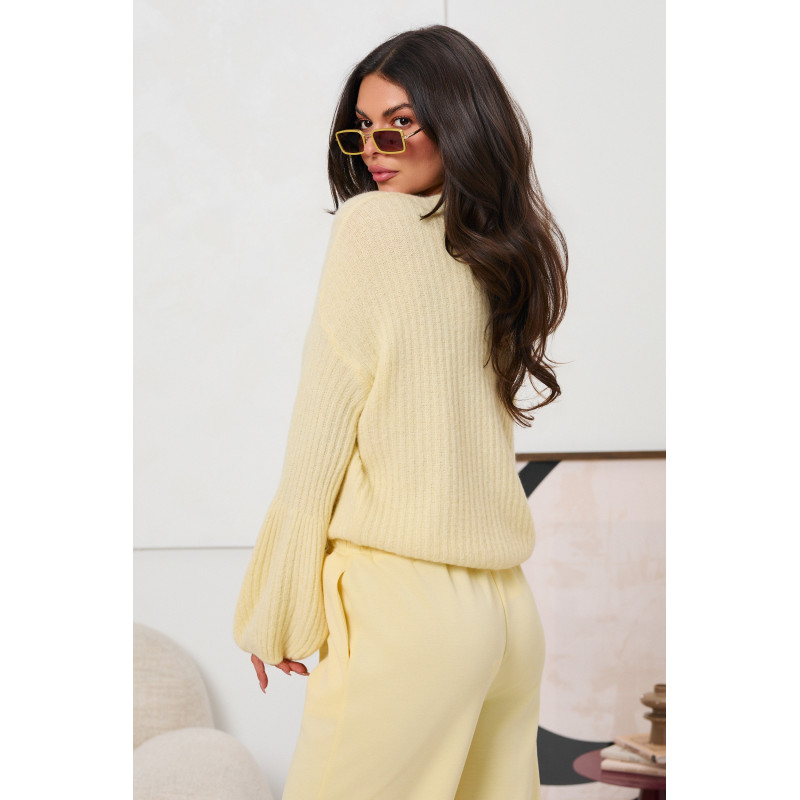 PRĄŻKOWANY KARDIGAN Z BUFIASTYMI RĘKAWAMI