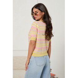 SWETER W PASTELOWE PASY Z OZDOBNYMI PEREŁKAMI