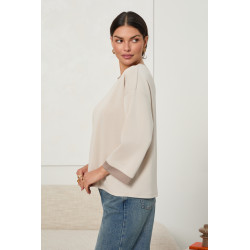 BLUZA OVERSIZE Z WISKOZY O WARSTWOWYM WYKOŃCZENIU