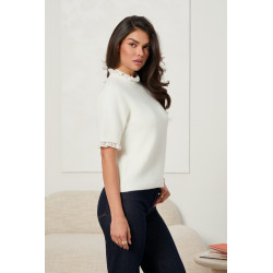 SWETER Z KRÓTKIM RĘKAWEM WYKOŃCZONY KORONKĄ