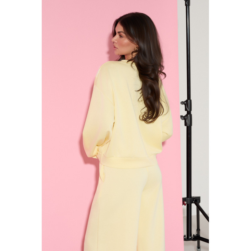 WISKOZOWA BLUZA OVERSIZE Z KORONKOWĄ WSTAWKĄ