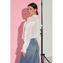 KOSZULA Z FALBANAMI I DEKORACYJNĄ RÓŻĄ PRZY DEKOLCIE