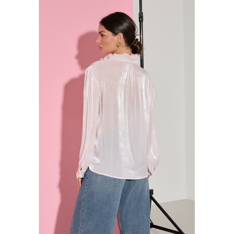 POŁYSKUJĄCA KOSZULA Z RÓŻAMI PRZY SZYI