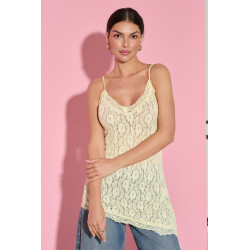 KORONKOWY TOP O DŁUŻSZYM KROJU