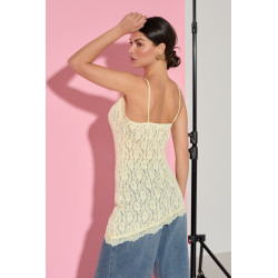 KORONKOWY TOP O DŁUŻSZYM KROJU