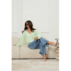 Kardigan z haftowanymi sercami i kokardami