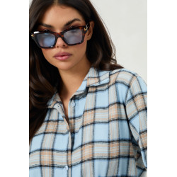 Koszula w kratę o luźnym kroju