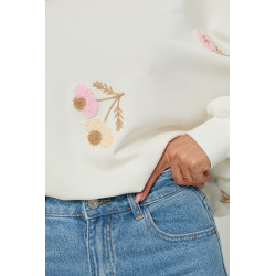 Bluza oversizowa z haftowanymi kwiatami | Hurt odzieży damskiej online