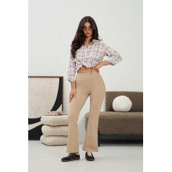 Modelujące spodnie z rozszerzaną nogawką | Hurtownia odzieży online