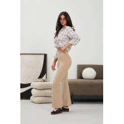 Modelujące spodnie z rozszerzaną nogawką | Hurtownia odzieży online