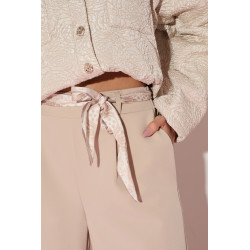 Spodnie z szeroką nogawką i ozdobnym paskiem - Hurtownia odzieży damskiej | cotygodniowe nowości