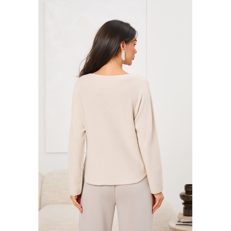 Sweter z przeszyciami na rękawach | Hurtownia odzieży damskiej online