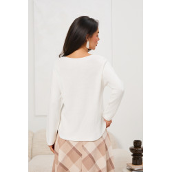 Sweter z przeszyciami na rękawach