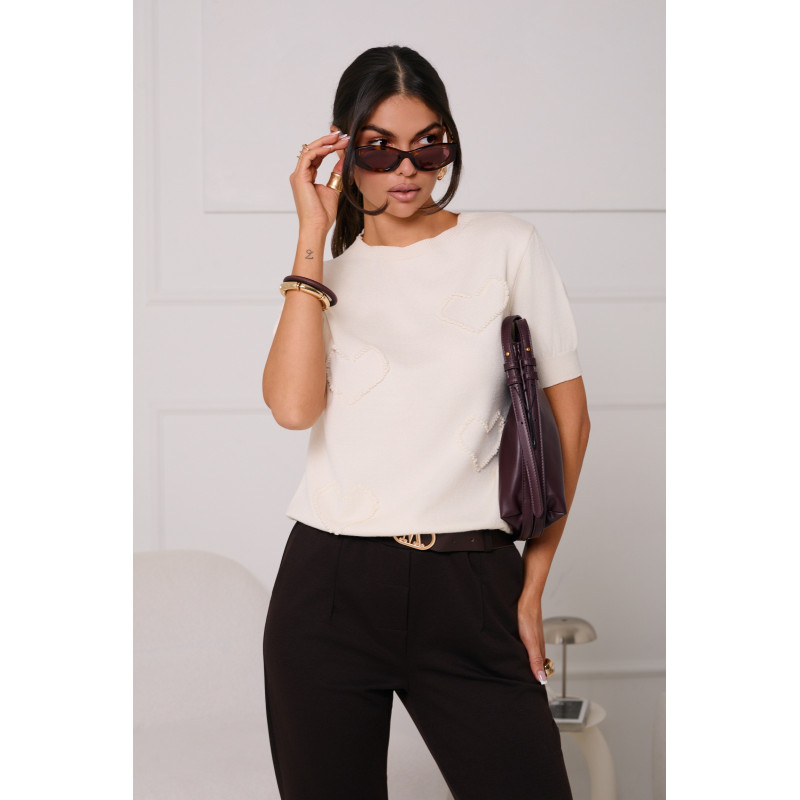 SWETER Z  WYSZYWANYMI SERDUSZKAMI