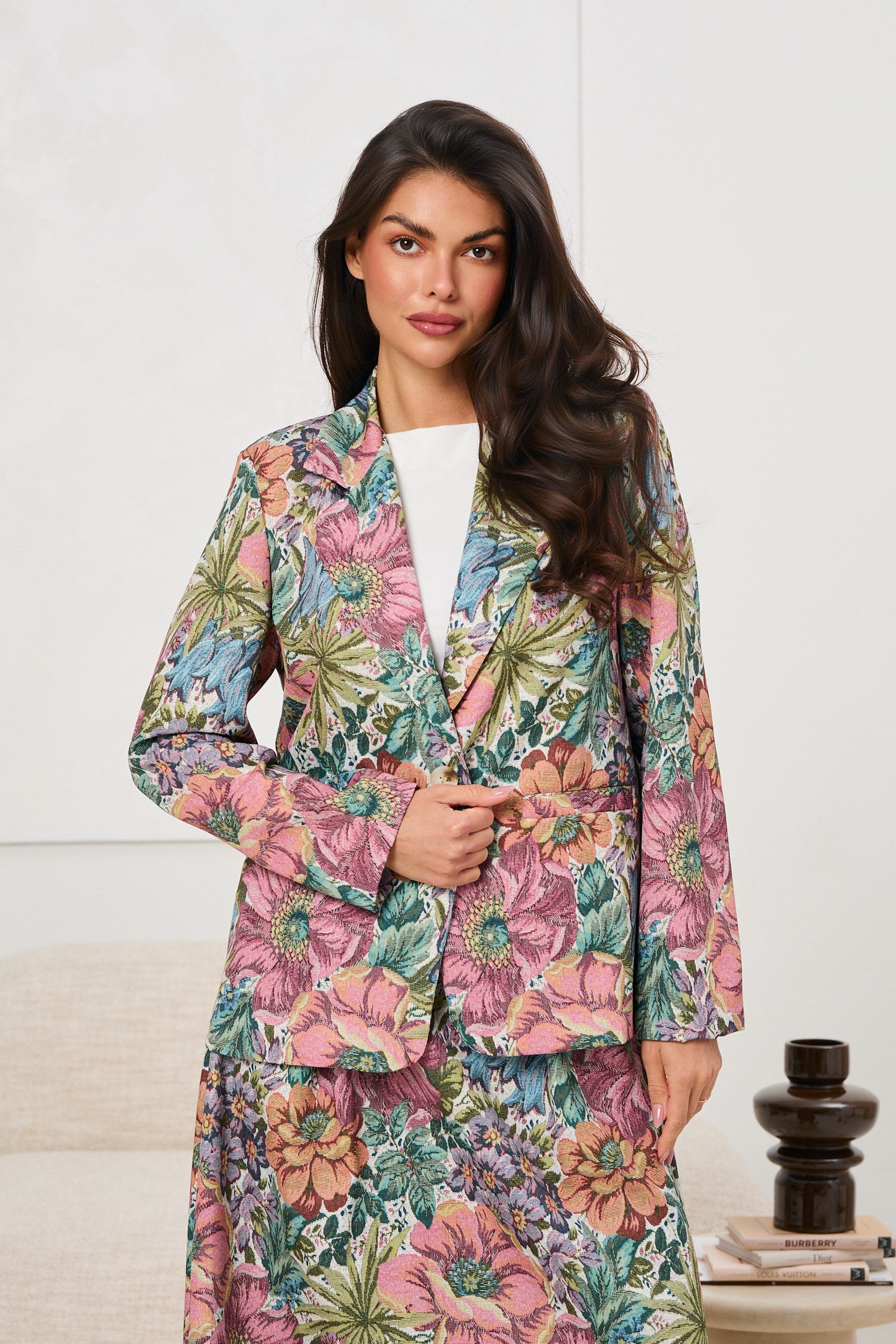 Marynarka żakardowa w kwiatowy wzór | Hurtownia odzieży damskiej na sztuki