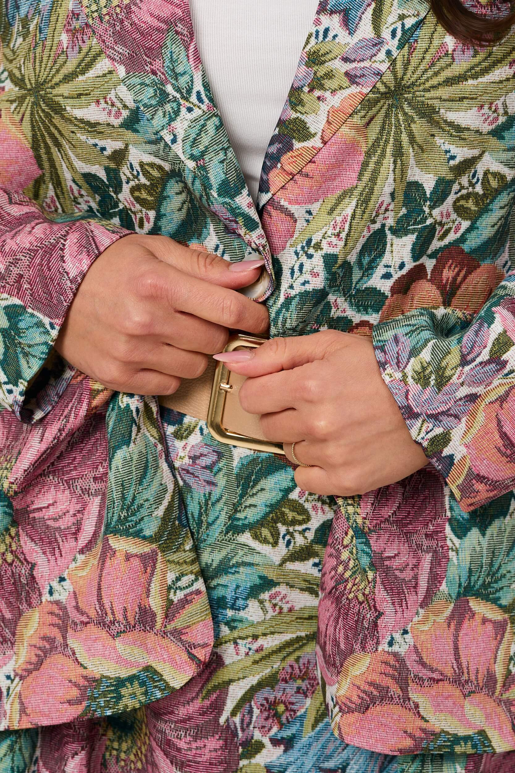 Marynarka żakardowa w kwiatowy wzór | Hurtownia odzieży damskiej na sztuki