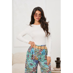 Sweter basic z gładkim wykończeniem dzianinowym | Hurtownia odzieży damskiej