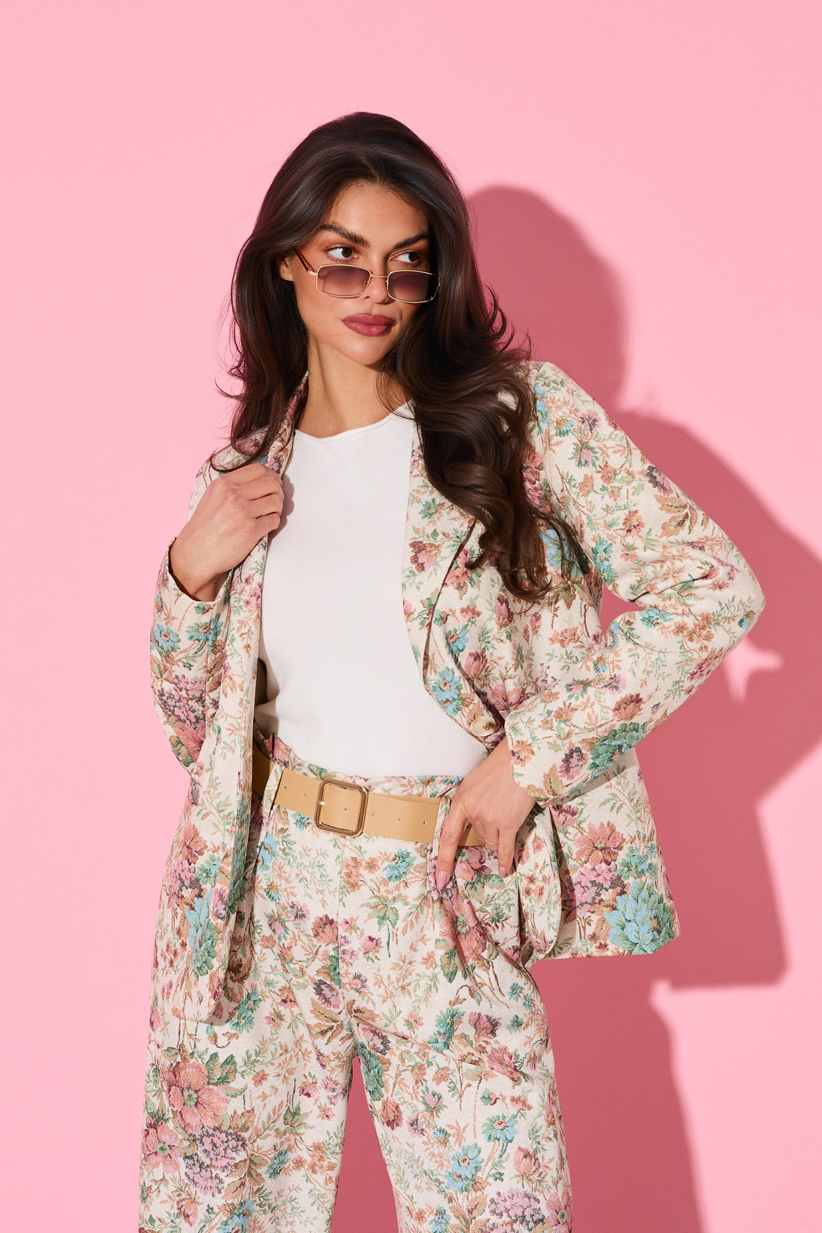 Marynarka w pastelowy wzór kwiatowy | Hurtownia odzieży damskiej online na sztuki