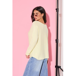 Sweter z przeszyciami na rękawach | Hurtownia odzieży damskiej online