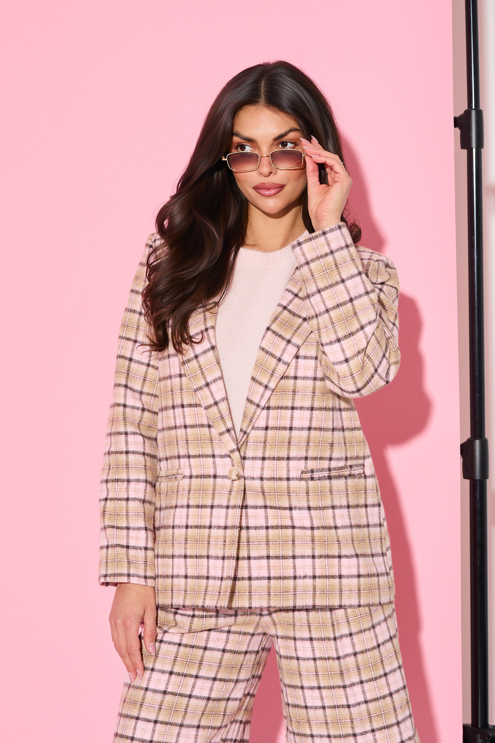 Marynarka o prostym kroju w kratę | Hurtownia odzieży damskiej z Włoch