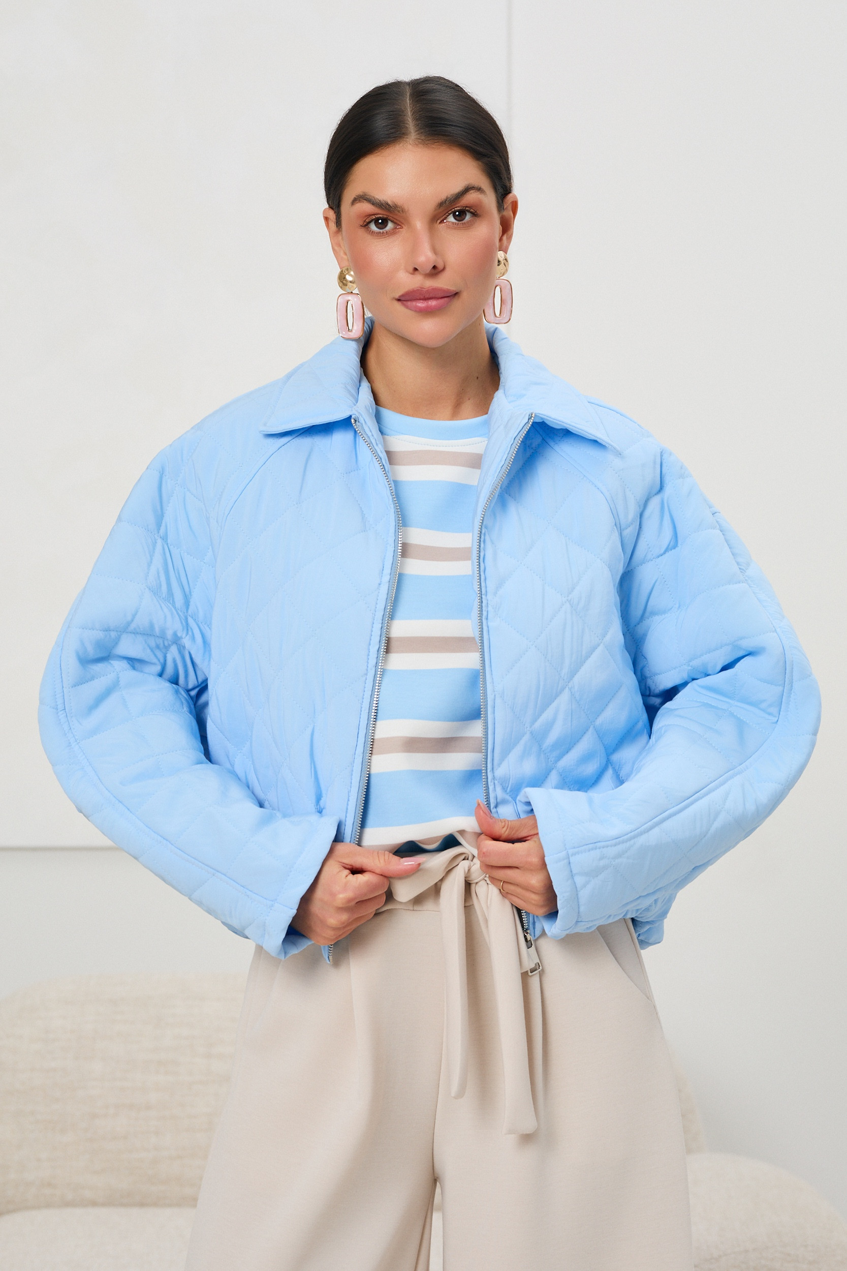 Pikowana kurtka oversize z kołnierzem