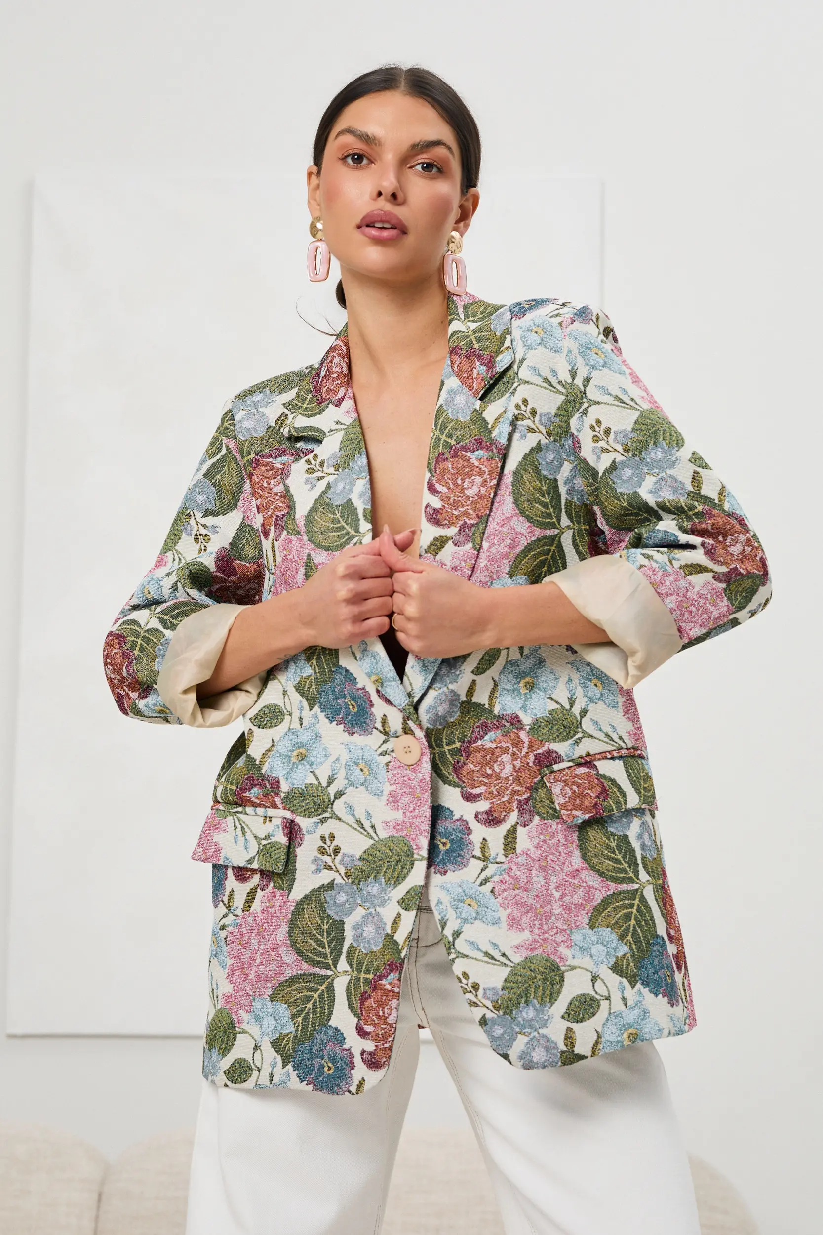 Elegancka marynarka w kwiatowy wzór