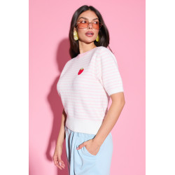 Dzianinowy sweter w paski z truskawką