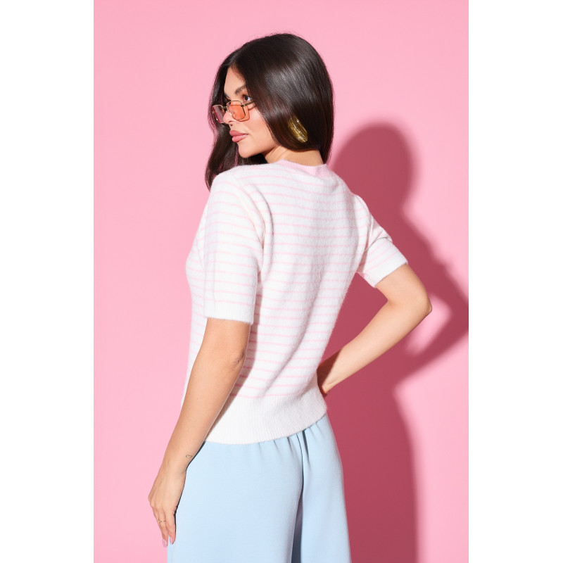 Dzianinowy sweter w paski z truskawką