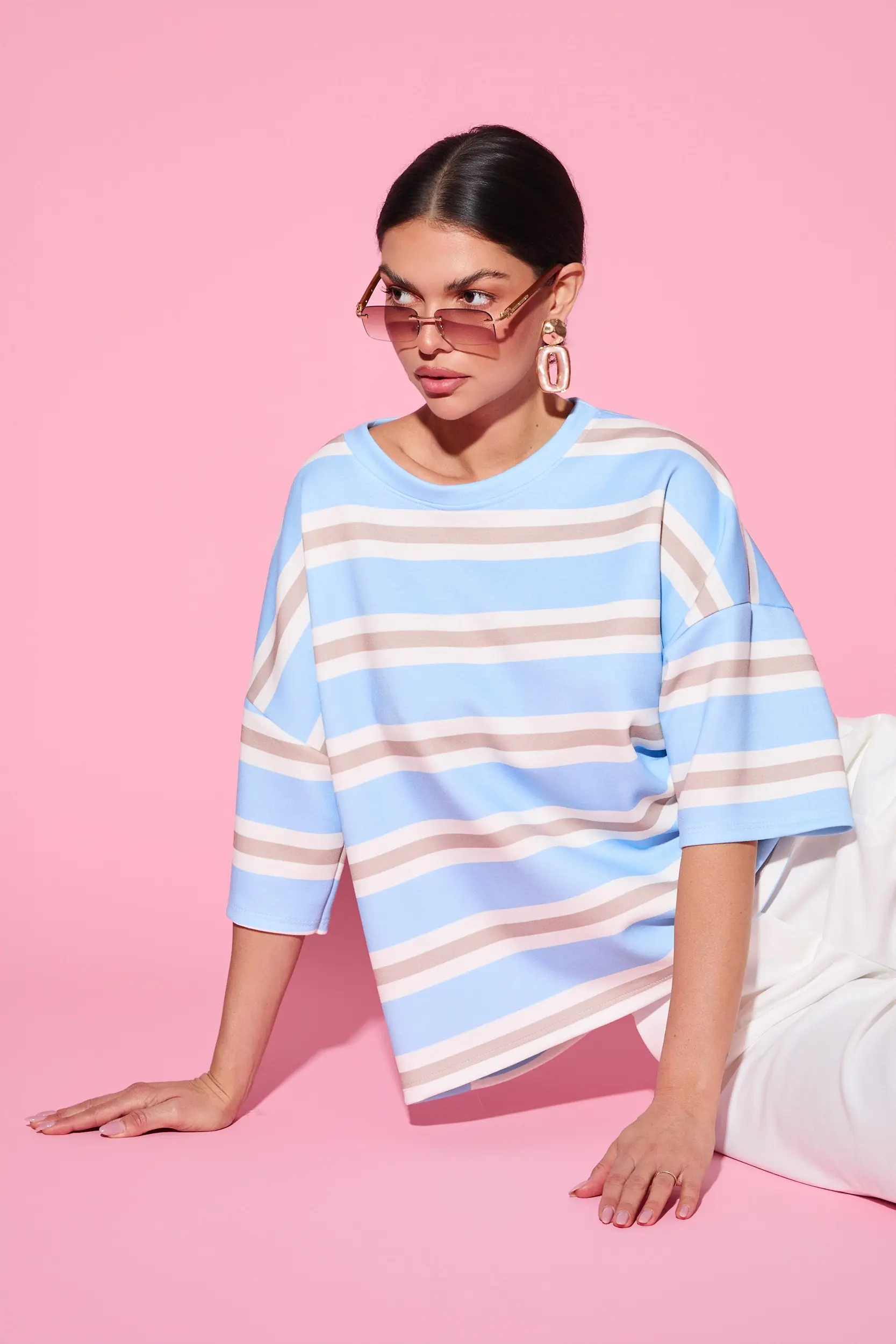 Oversize’owa bluzka w pastelowe pasy