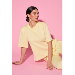 Bluzka o prostym kroju z krótkim rękawem