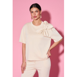 Bluzka z kokardą na ramieniu