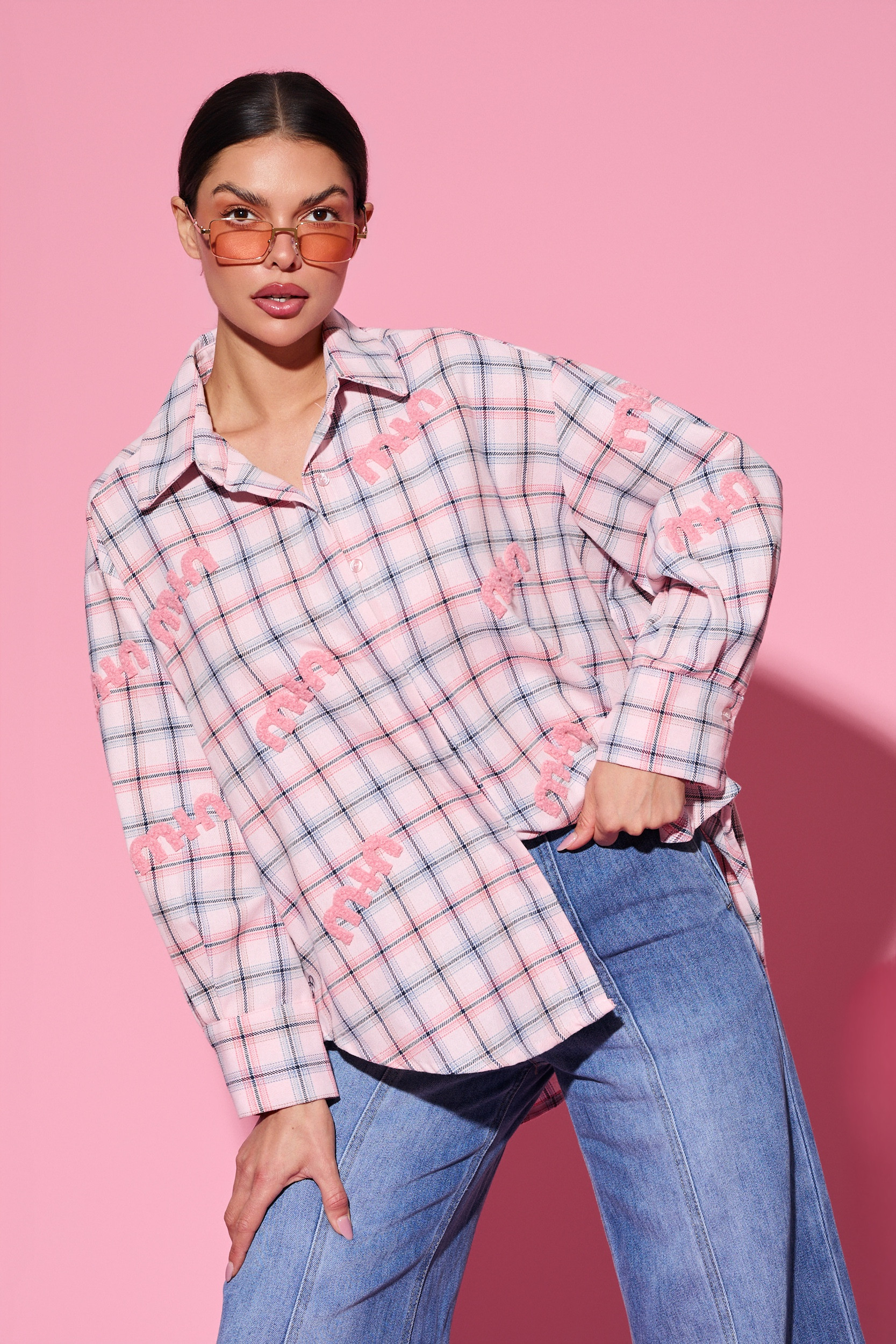 Bawełniana koszula w kratę z dekoracyjnym haftem