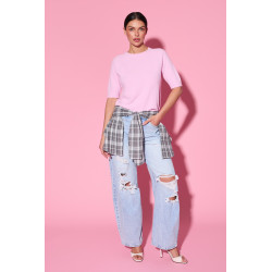 Jeansy wide leg z modnymi przetarciami