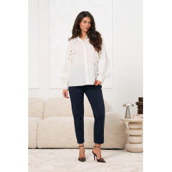Koszula z haftem i bufiastymi rękawami | Hurtownia odzieży damskiej online