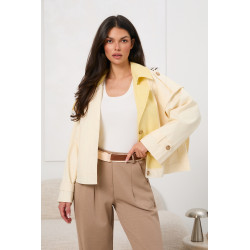 Kurtka typu trencz z kontrastową klapą i złotymi guzikami | Hurtownia online