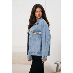 Kurtka jeansowa z kwiatowymi naszywkami | Hurtownia odzieży dla butiku