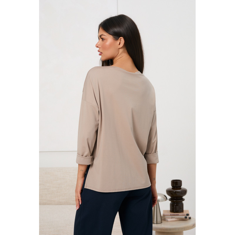 Bluzka z rękawem 3/4 i ozdobną różą | Sprzedaż hurtowa odzieży damskiej