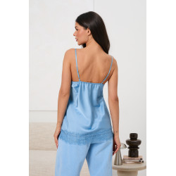 Satynowy top z koronkowym wykończeniem | Hurtownia odzieży damskiej do butiku