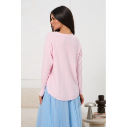 Sweter oversize z guzikami na plecach