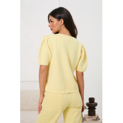 Sweter z aplikacją 3D w kształcie róży | Hurt odzieży włoskiej