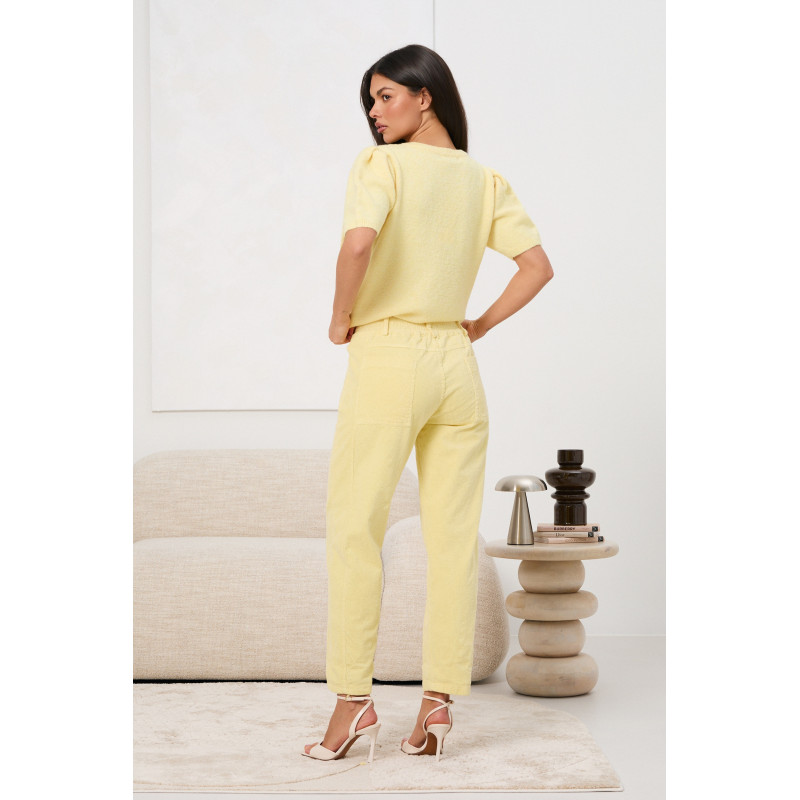 Spodnie sztruksowe z prostą nogawką | Hurtownia odzieży online na sztuki