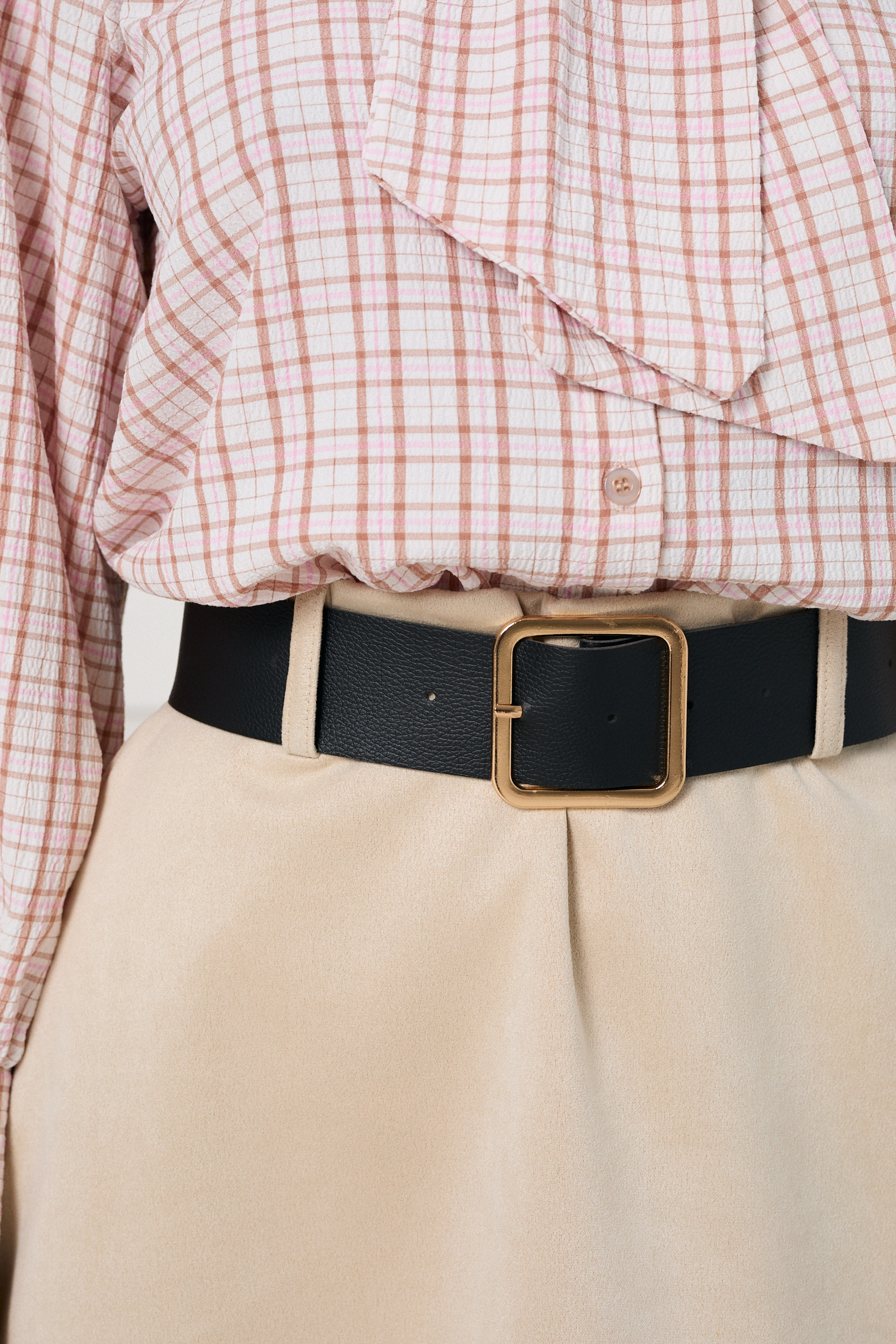 Zamszowa spódnica midi z paskiem | Hurtownia odzieży damskiej italiamoda.pl