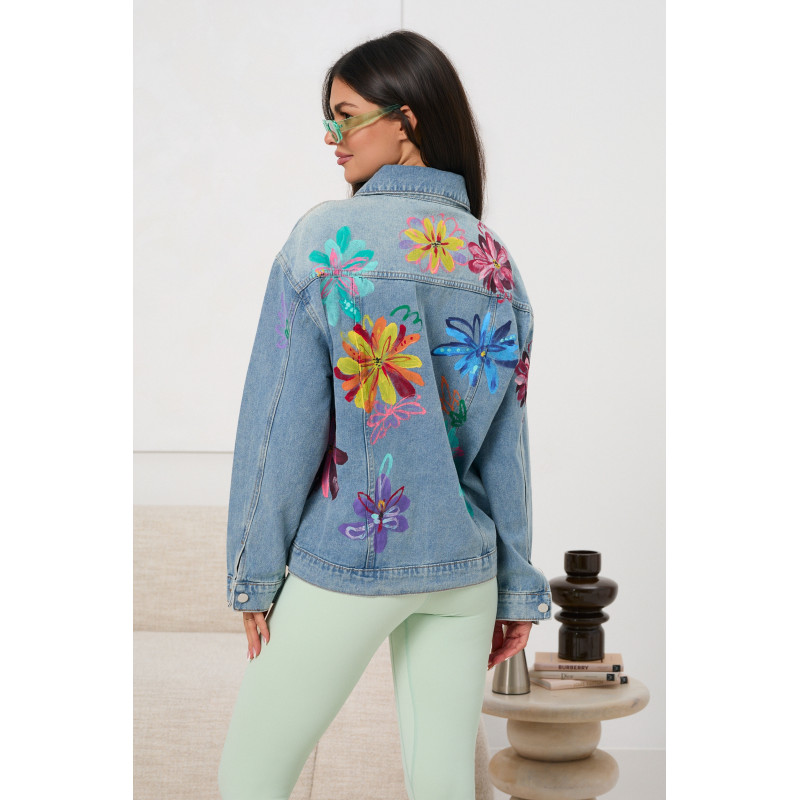Kurtka jeansowa z malowanymi kwiatami na plecach | Hurtownia odzieży damskiej online