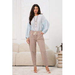 Spodnie o luźnym kroju z wiązaniem w pasie