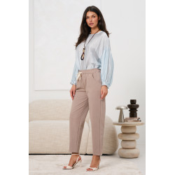 Spodnie o luźnym kroju z wiązaniem w pasie