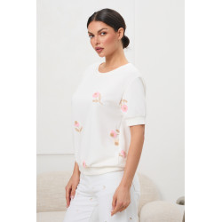 Bluzka z haftowanymi kwiatami | Hurtownia odzieży damskiej dla butiku