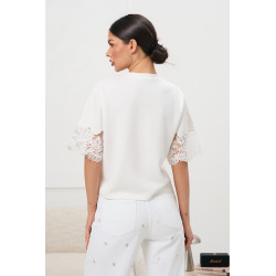 Bluzka z koronkowym wykończeniem i krótkim rękawem | Hurt odzieży włoskiej