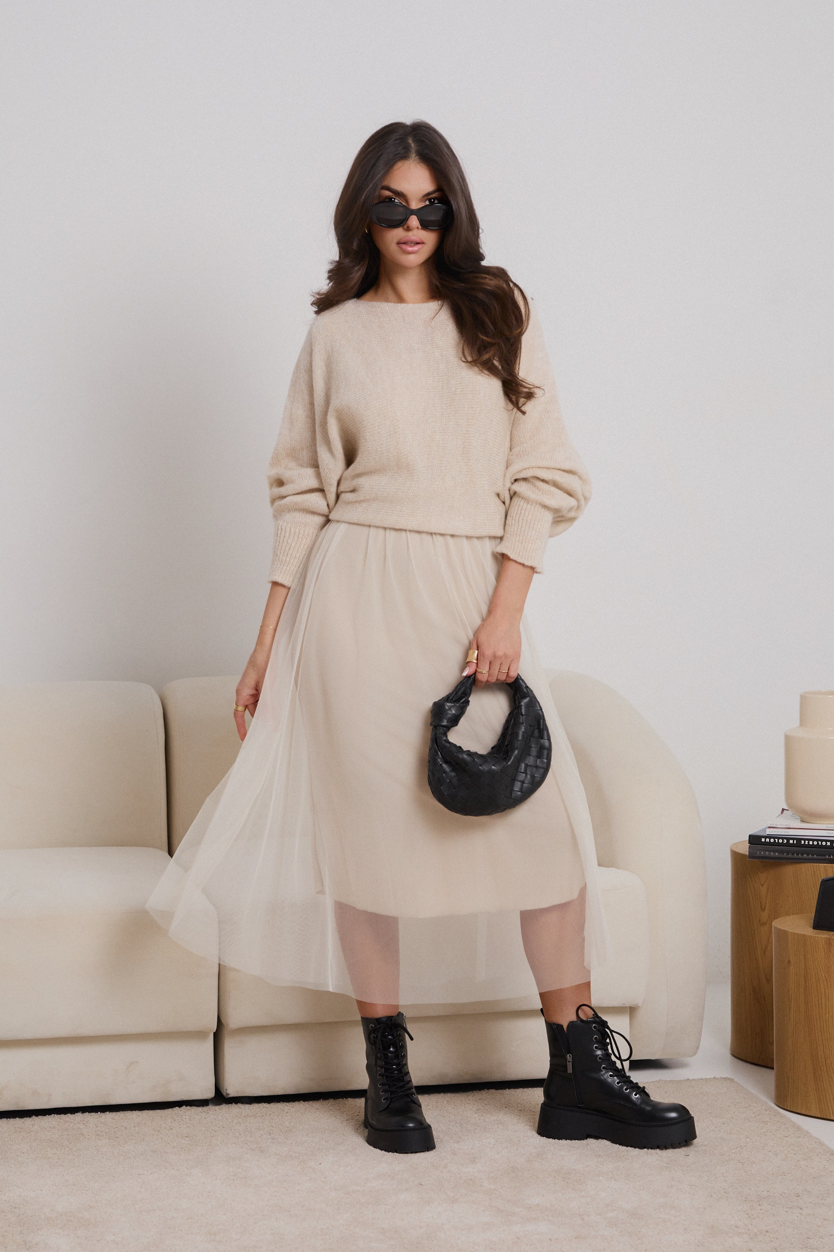 SWETROWA SUKIENKA Z TIULOWYM DOŁEM